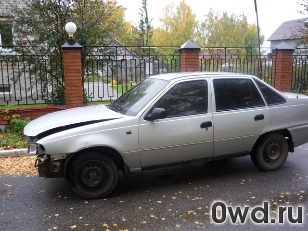 Битый автомобиль Daewoo Nexia